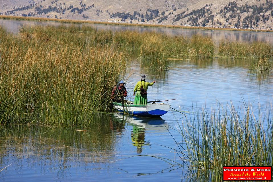 PERU - Lago Titicaca Isole Uros - 43.jpg